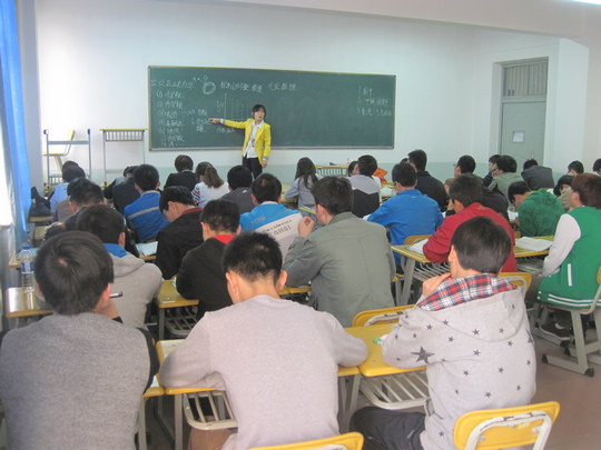 听课现场二